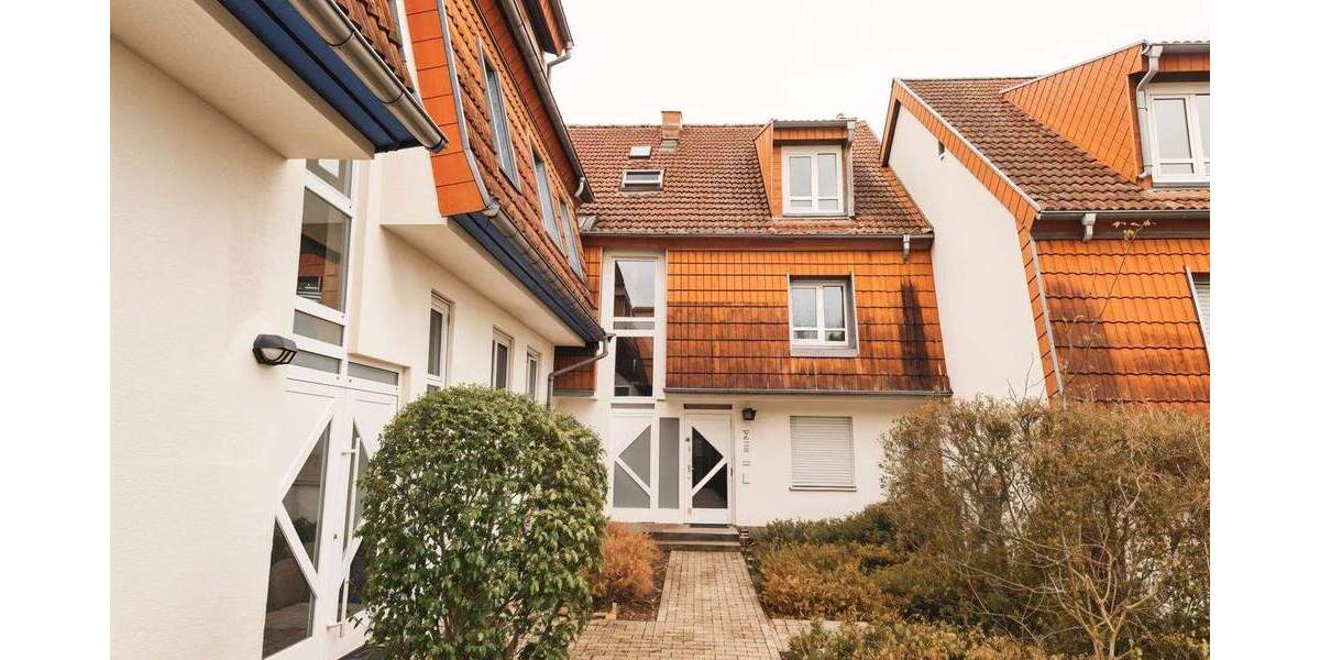 Etagenwohnung Pforzheim Buckenberg - 2 Zimmer, 59 m&sup2;, 184.000&euro; | Angebot:25708097