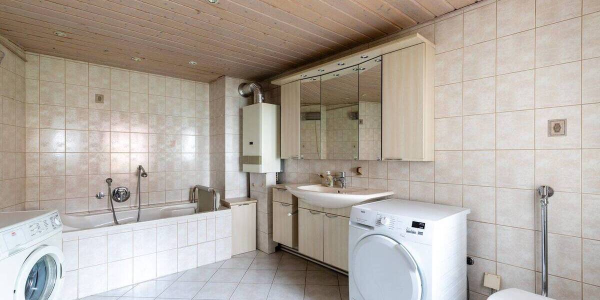 Doppelhaushälfte Pfinztal Berghausen - 3 Zimmer, 100 m&sup2;, 740.000&euro; | Angebot:26455354