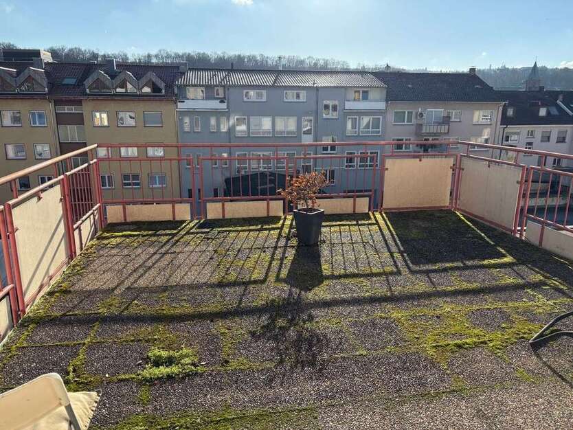 Wohnung zum Mieten in Pforzheim 805 € 92 m²