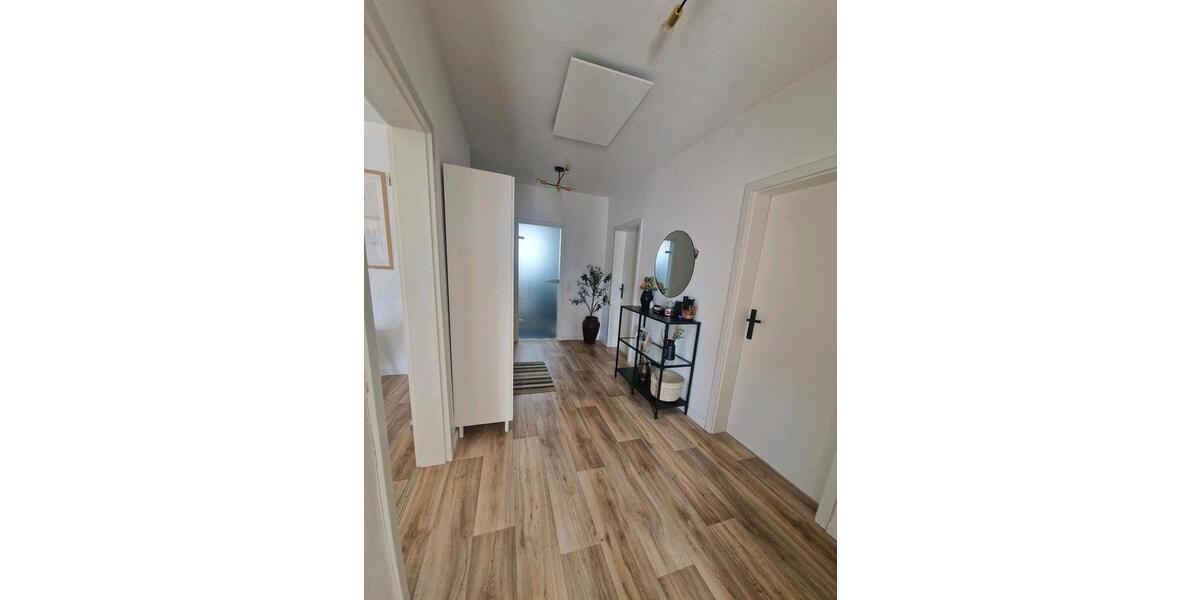 Etagenwohnung Schwieberdingen - 3 Zimmer, 81 m&sup2;, 268.900&euro; | Angebot:25649855