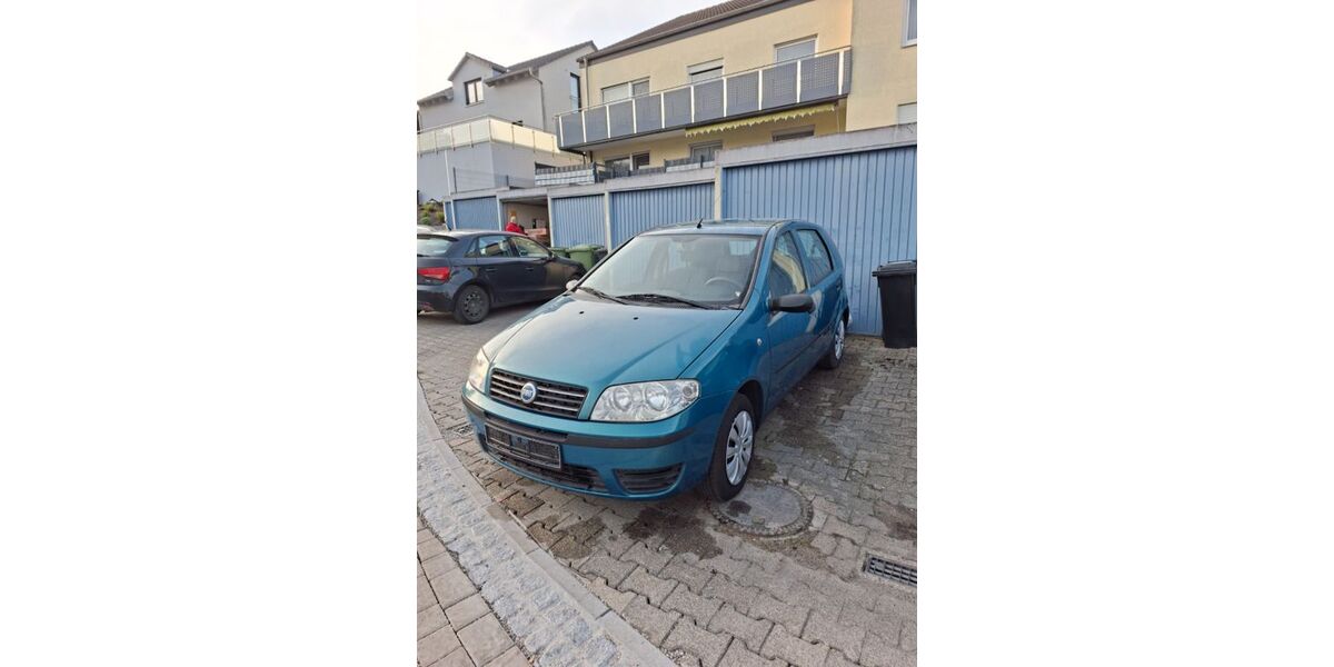 Fiat Punto 142.500 km 700 &euro; Oberderdingen 75038