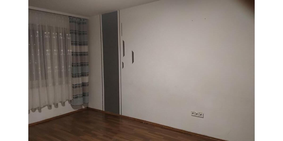 Etagenwohnung Pforzheim Dillweißenstein - 2 Zimmer, 60 m&sup2;, 780&euro; | Angebot:26408586
