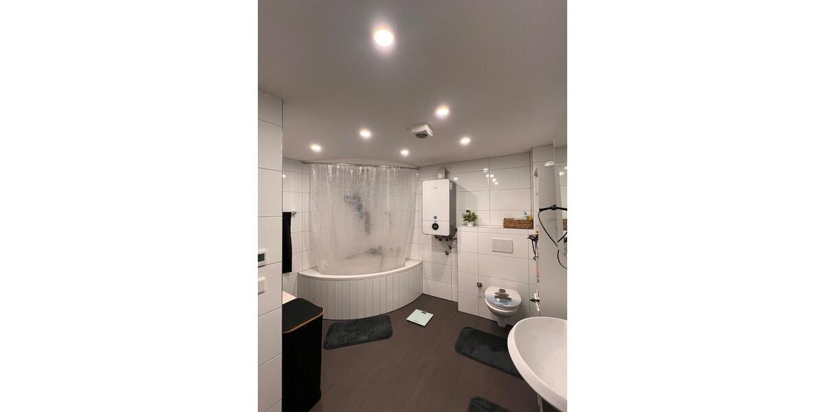 Erdgeschoßwohnung Ditzingen - 3 Zimmer, 80 m&sup2;, 1.100&euro; | Angebot:26415286