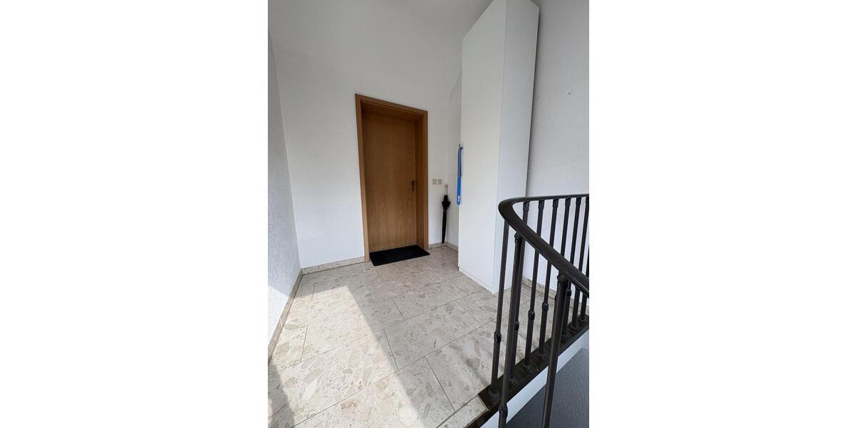 Dachgeschoßwohnung Karlsbad - 3.5 Zimmer, 95 m&sup2;, 335.000&euro; | Angebot:26545412
