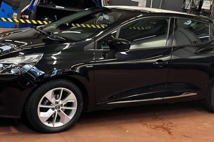 Renault Clio 105.973 km 7.100 € Markgröningen 71706