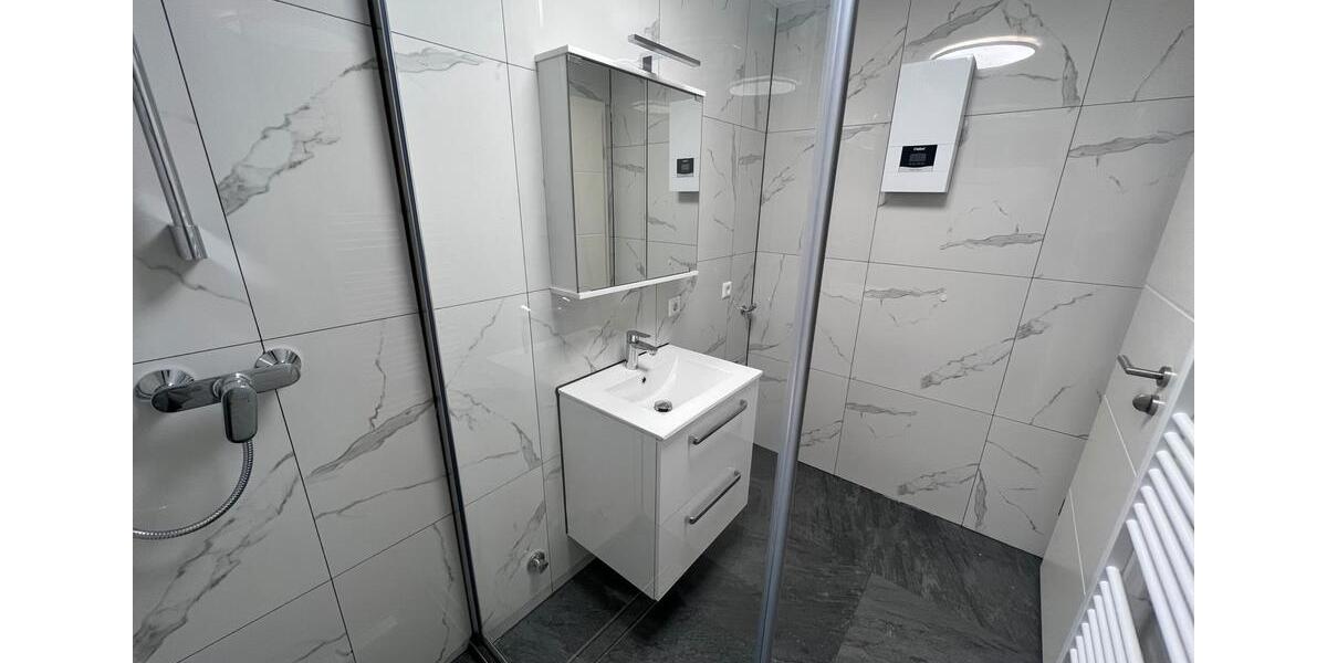 Verkauf einer neu sanierten 4-Zimmer-Wohnung inkl. Dachterrasse 4 zimmer