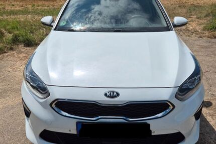 Kia ceed / Ceed 71.051 km 13.000 &euro; Königsbach-Stein 75203