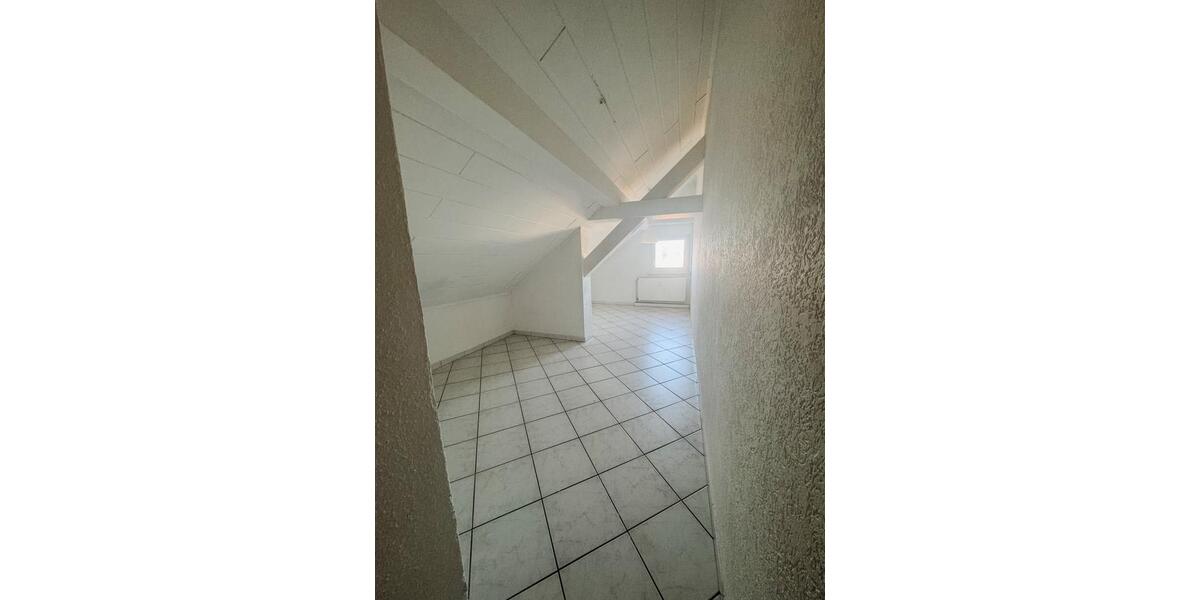 Dachgeschoßwohnung Wurmberg - 5 Zimmer, 128 m&sup2;, 299.000&euro; | Angebot:24652763