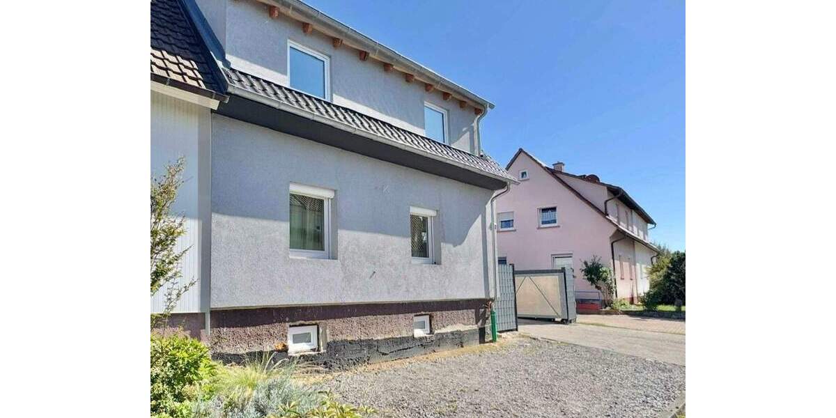 Doppelhaushälfte Bretten - 4 Zimmer, 88 m&sup2;, 399.000&euro; | Angebot:25738384