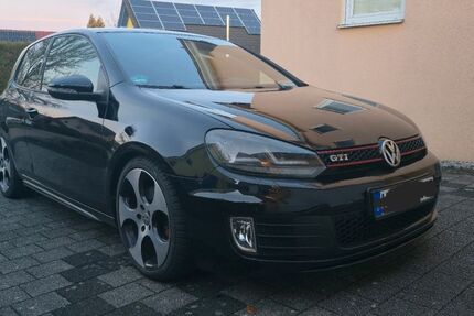 VW Golf 182.000 km 10.399 &euro; Zaberfeld 74374