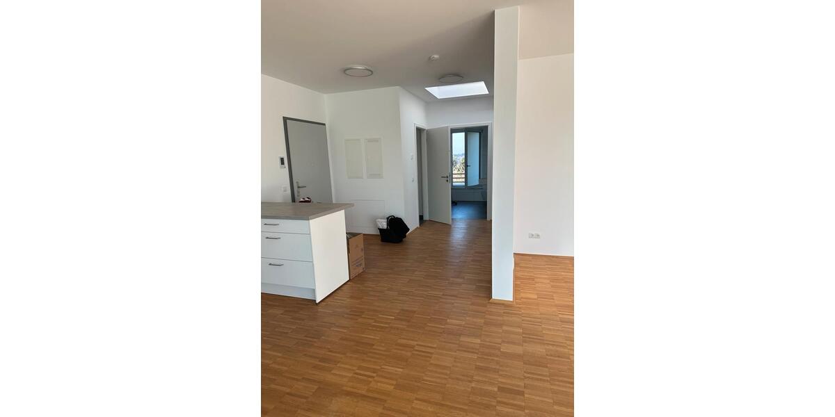 Einfamilienhaus Pforzheim Nordstadt - 2 Zimmer, 83 m&sup2;, 1.550&euro; | Angebot:25804691