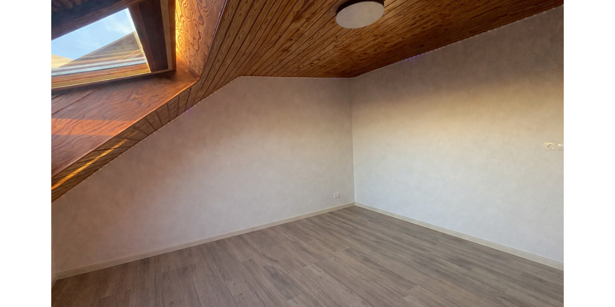 Helle 3-Zimmer-Dachgeschosswohnung in idyllischer Lage von Unterriexingen mit guter Anbindung 3 zimmer