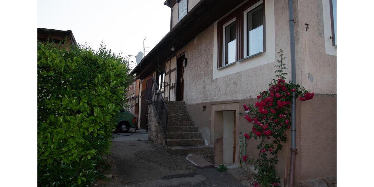 Einfamilienhaus Straubenhardt - 6 Zimmer, 134 m&sup2;, 245.000&euro; | Angebot:26264714