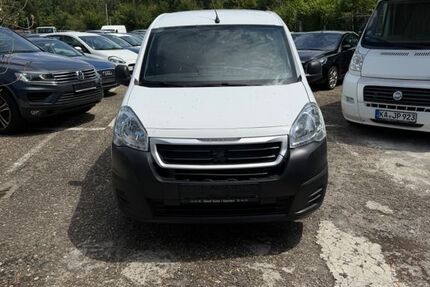 Peugeot Partner 208.000 km 4.300 &euro; Karlsruhe 76137