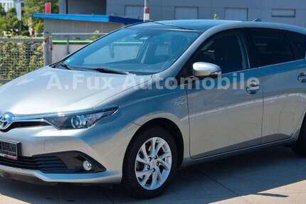Toyota Auris 64.350 km 14.700 &euro; Birkenfeld 75217