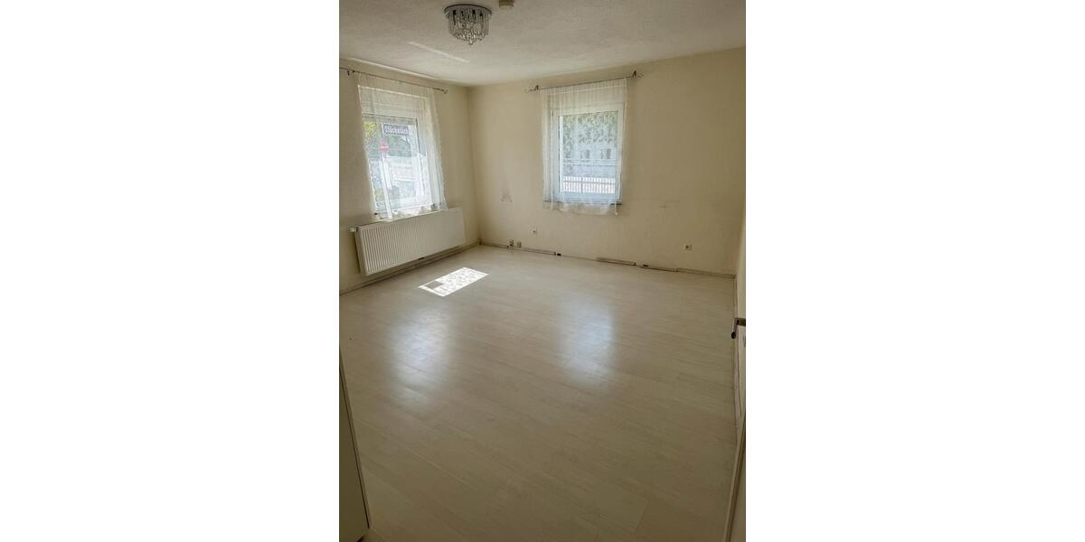 Etagenwohnung Karlsruhe Hagsfeld - 3 Zimmer, 65 m&sup2;, 1.100&euro; | Angebot:26441804