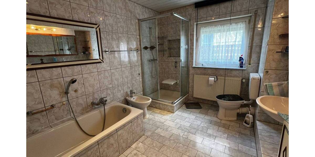 Mehrfamilienhaus, Wohnhaus Königsbach-Stein Stein - 7 Zimmer, 165 m&sup2;, 525.000&euro; | Angebot:25999784