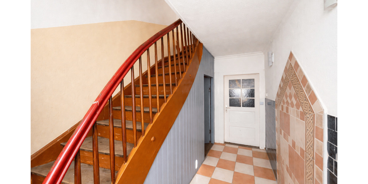 Mehrfamilienhaus, Wohnhaus Keltern- Ellmendingen Ellmendingen - 9 Zimmer, 260 m&sup2;, 549.000&euro; | Angebot:26545331