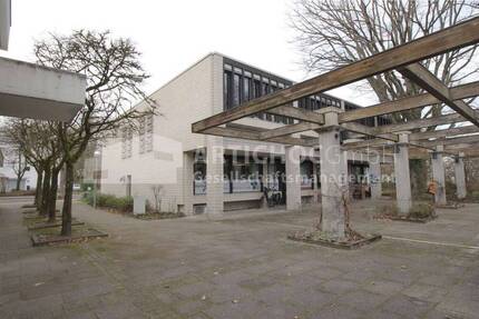 Vielseitig nutzbare Gewerbeeinheit mit Wohnoption in bester Lage von Karlsruhe-Bergwald zimmer