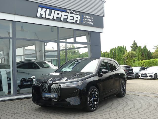 BMW iX 16.880 km 68.900 &euro; Vaihingen / Enz 71665