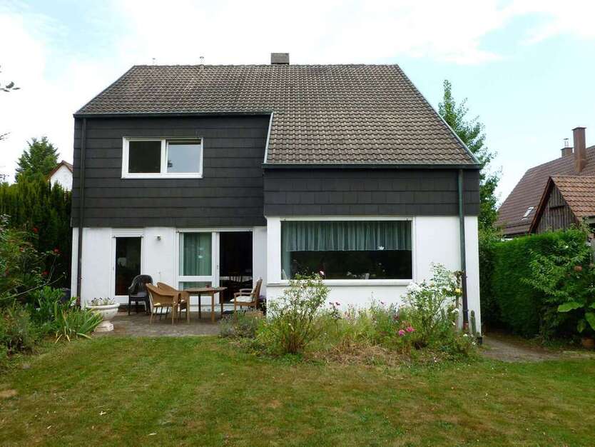 Haus zum Kaufen in Straubenhardt 549.900 € 305 m²