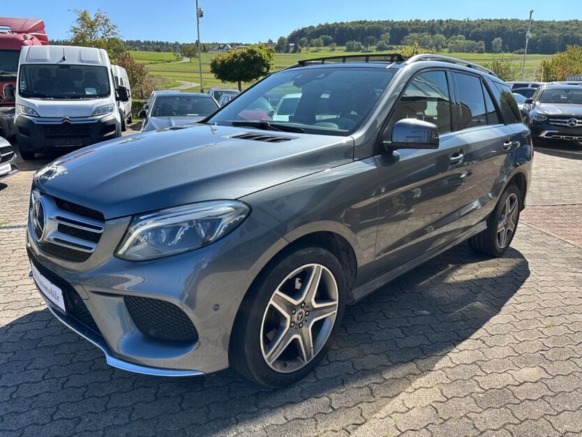 Mercedes-Benz GLE 350 230.000 km 26.900 € Simmozheim/Stuttgart 75397