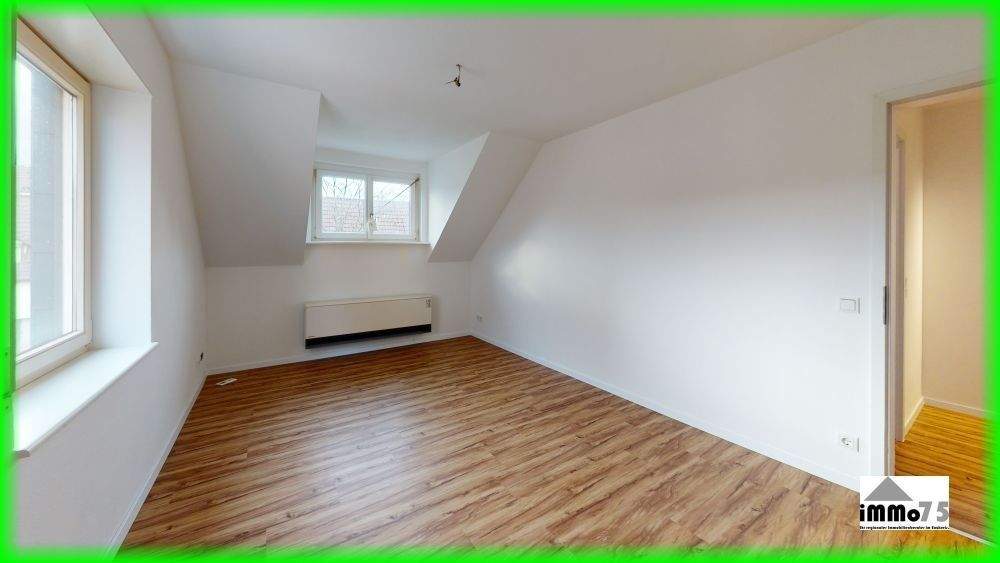 Etagenwohnung Mühlacker Dürrmenz - 6 Zimmer, 140 m&sup2;, 1.790&euro; | Angebot:25694872
