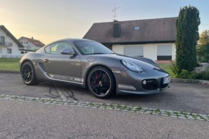 Porsche Cayman 19.750 km 82.987 € Stuttgart 70178