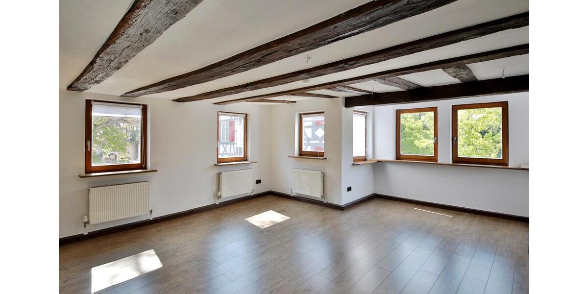 Etagenwohnung Oberderdingen - 2.5 Zimmer, 86 m&sup2;, 890&euro; | Angebot:26348648