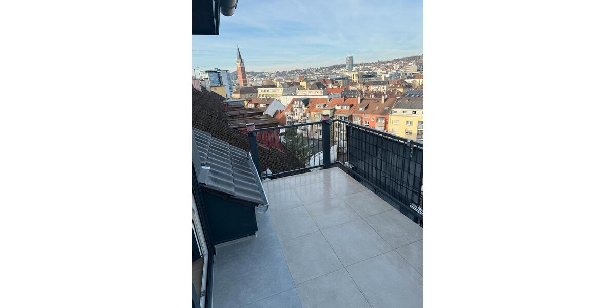 Dachgeschoßwohnung Pforzheim - 2 Zimmer, 65 m&sup2;, 750&euro; | Angebot:25403053