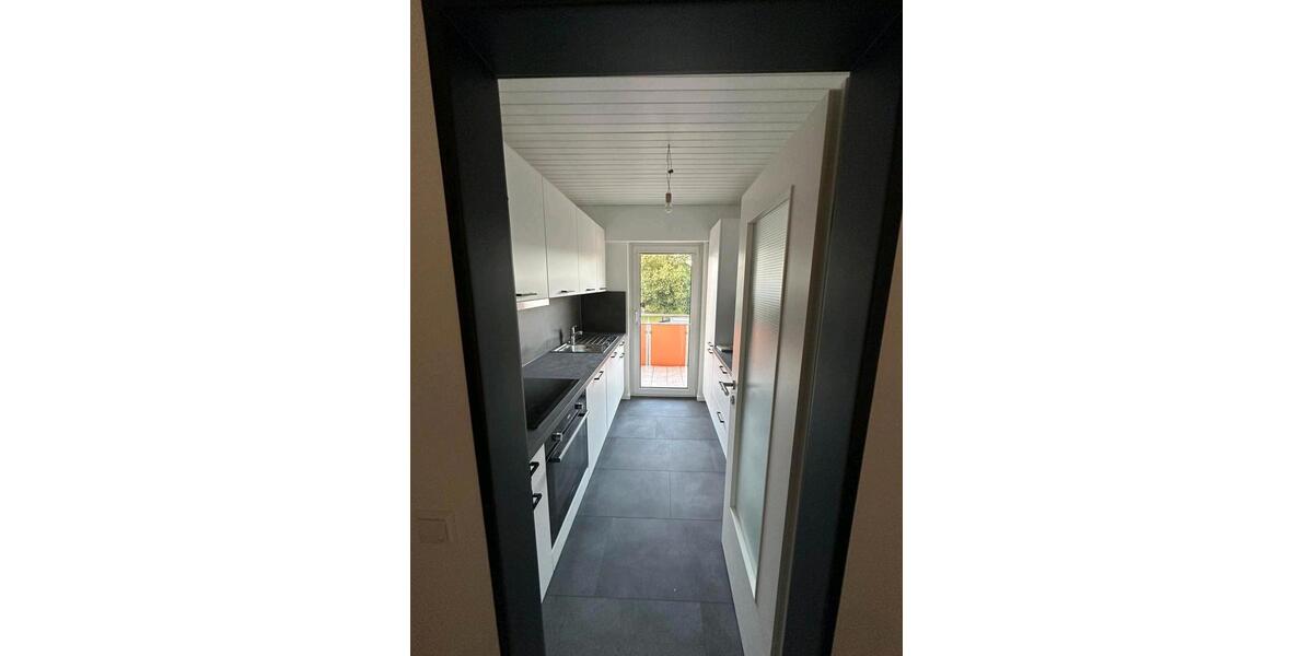 Etagenwohnung Sindelfingen - 3 Zimmer, 76 m&sup2;, 1.050&euro; | Angebot:26446598