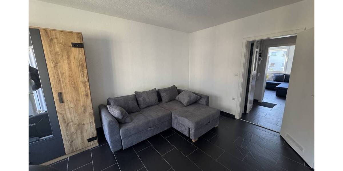 Etagenwohnung Pforzheim Südstadt - 1 Zimmer, 36 m&sup2;, 500&euro; | Angebot:26376973