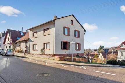 Haus Karlsbad / Auerbach Auerbach - 6 Zimmer, 153 m&sup2;, 195.000&euro; | Angebot:25425143