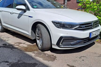 VW Passat Variant 59.500 km 28.450 € Bad Herrenalb 76332
