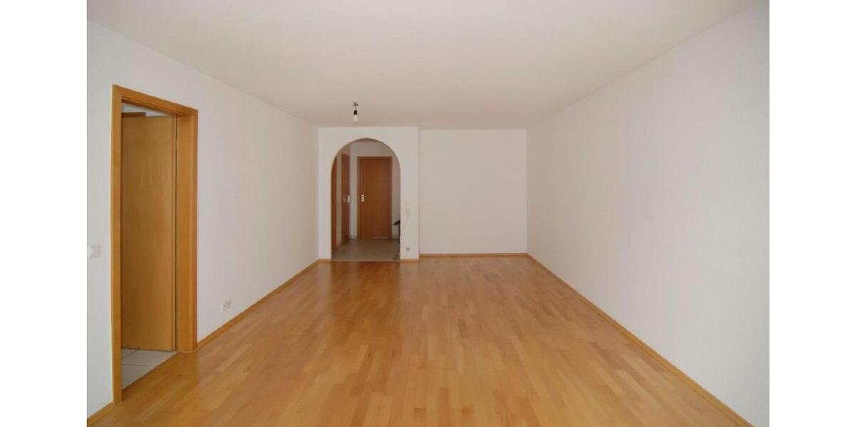 Etagenwohnung Markgröningen - 3.5 Zimmer, 80 m&sup2;, 1.200&euro; | Angebot:26256442