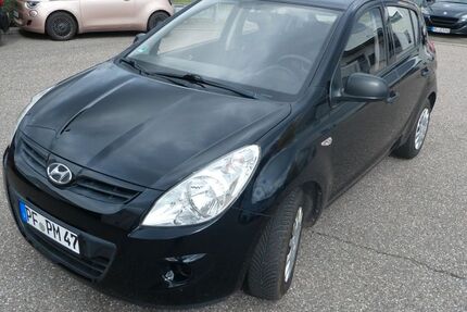 Hyundai i20 127.000 km 3.290 &euro; Mühlacker 75417