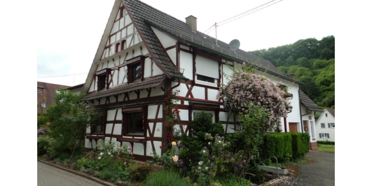 Einfamilienhaus Gaggenau - 7 Zimmer, 166 m&sup2;, 1.660&euro; | Angebot:23838958