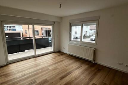 Kernsanierte 4-Zimmer-Wohnung mit 2 Sonnenbalkonen und 2 Bädern 4 zimmer