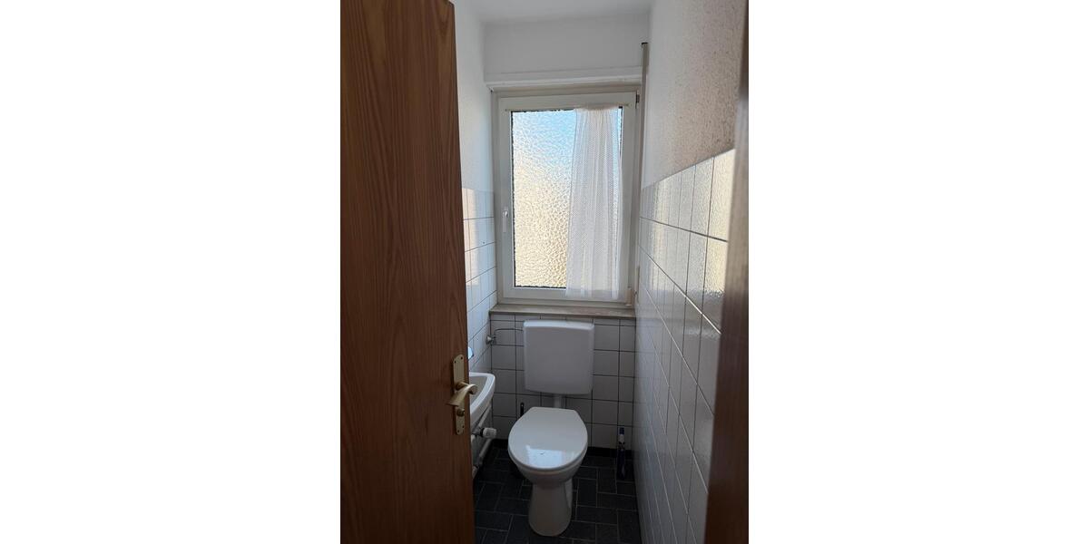 Etagenwohnung Rutesheim - 5 Zimmer, 123 m&sup2;, 1.350&euro; | Angebot:25760632