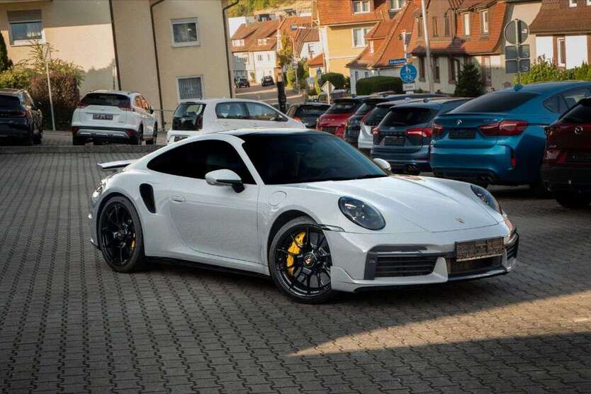 Porsche 992 26.600 km 229.800 € Niefern-Öschelbronn 75223