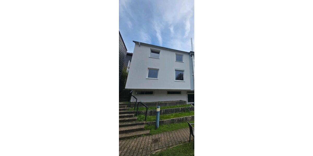 Reihenhaus Bad Wildbad - 8 Zimmer, 224 m&sup2;, 1.600&euro; | Angebot:25052132