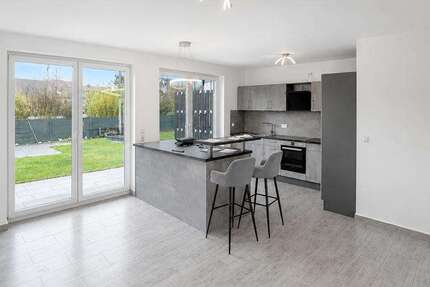 Wohnung Karlsruhe Knielingen - 2 Zimmer, 65 m&sup2;, 1.000&euro; | Angebot:26961314