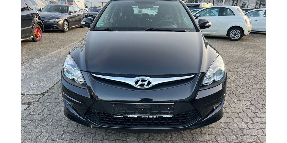 Hyundai i30 119.000 km 4.599 &euro; pforzheim 75179