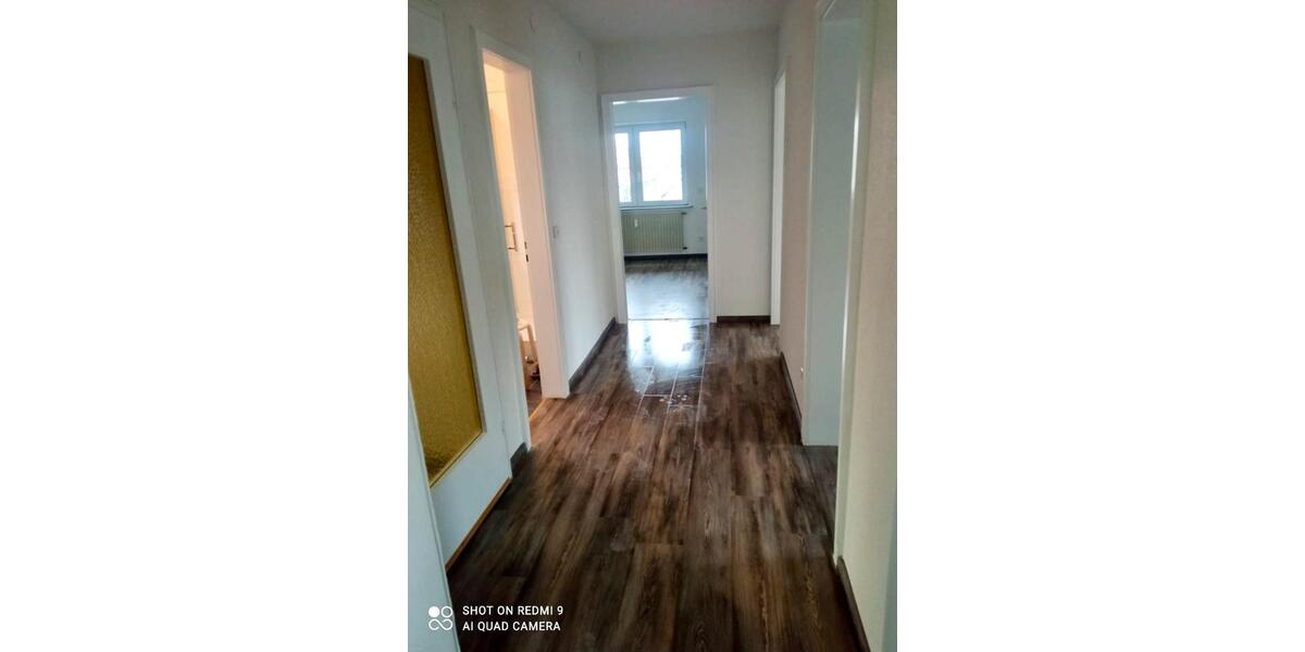 Etagenwohnung Mühlacker - 3 Zimmer, 79 m&sup2;, 760&euro; | Angebot:25716815