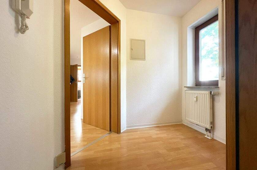 2,5-Zimmer-Erdgeschosswohnung mit sonniger Terrasse und Tiefgaragenstellplatz in Leonberg-Warmbronn 2 zimmer