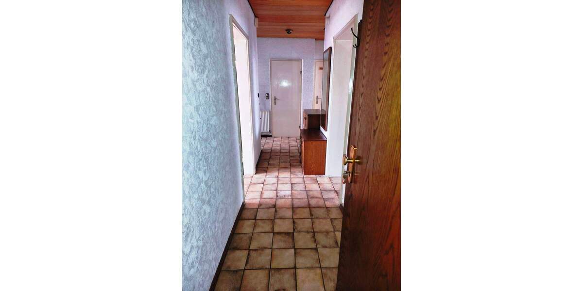 Etagenwohnung Pforzheim Weststadt - 3 Zimmer, 68 m&sup2;, 149.000&euro; | Angebot:25748647