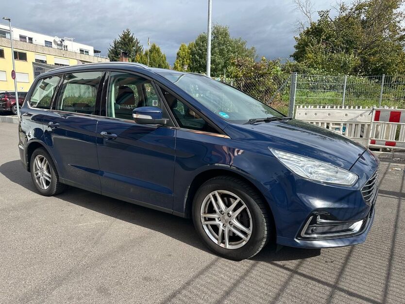 Ford Galaxy 228.000 km 11.999 € Ditzingen 71254