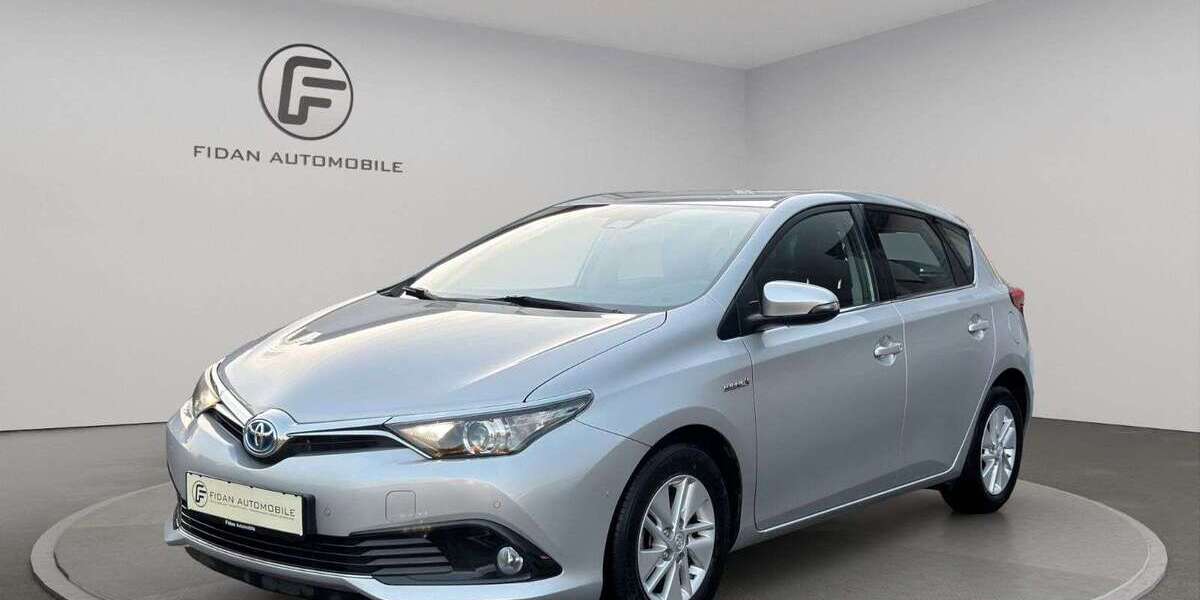 Toyota Auris 83.000 km 13.850 &euro; Sindelfingen 71065