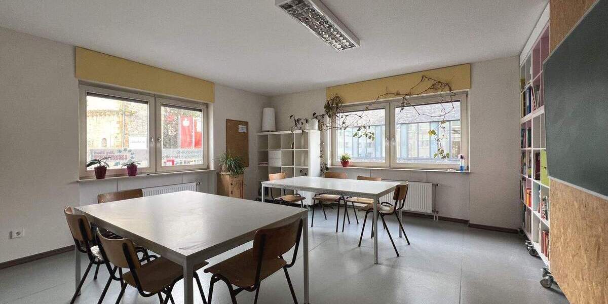 Etagenwohnung Bretten - 9 Zimmer, 253 m&sup2;, 699.000&euro; | Angebot:25706281