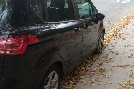 Ford B-Max 117.111 km 4.700 € Karlsruhe 76135